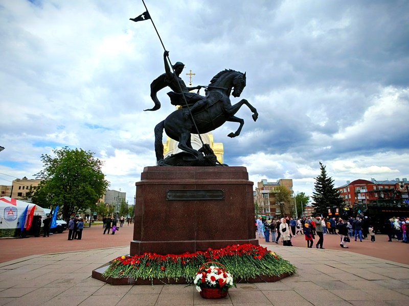 С днем ПОБЕДЫ !.